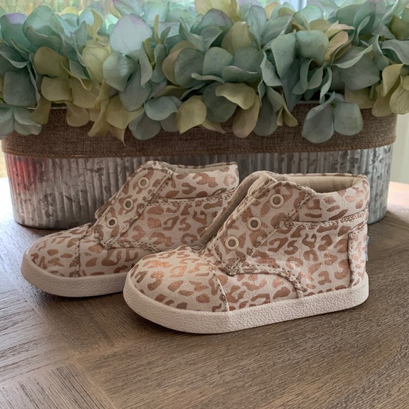 Toms Other - Toddler Tom’s Sneakers